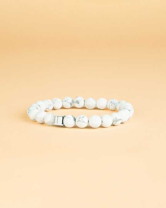 Bracelet with 8mm Matte Howlite stone
