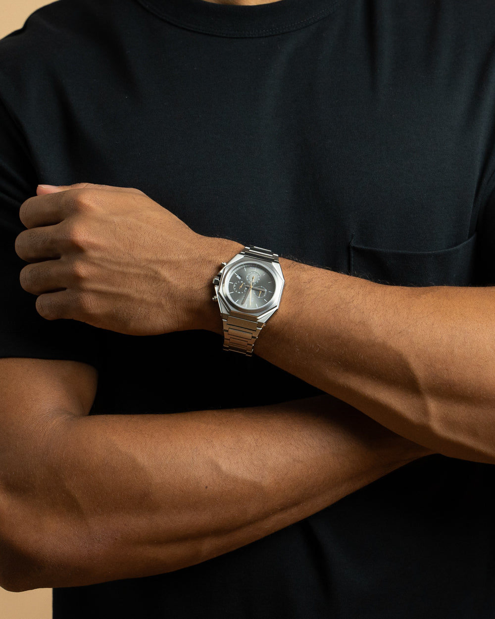 44mm Swiss chronograph watch with silver case and strap