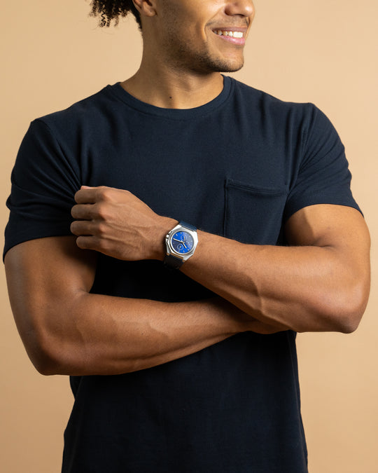 44mm Horloge met geperforeerde band uit Italiaans leer