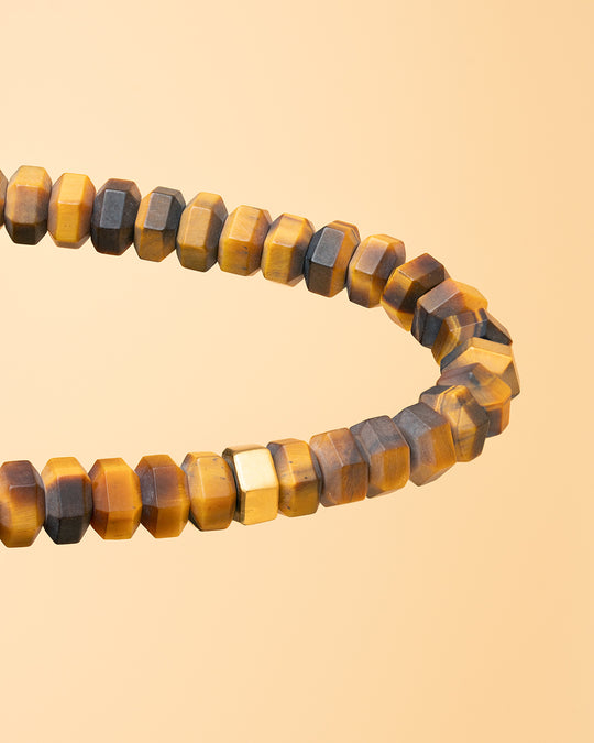 Exclusieve armband met handgeslepen Tijgeroogsteen en 18k gouden plating