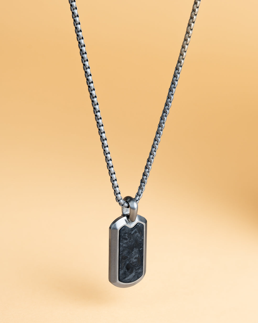 Full titanium necklace with Forged Carbon – Gemini Official