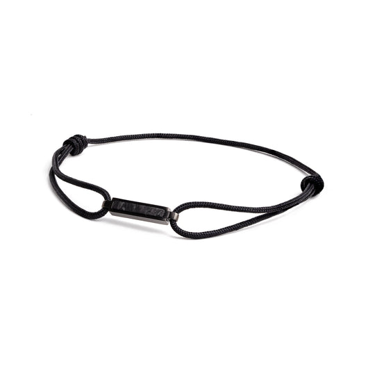 Black nylon bracelet with a black carbon element