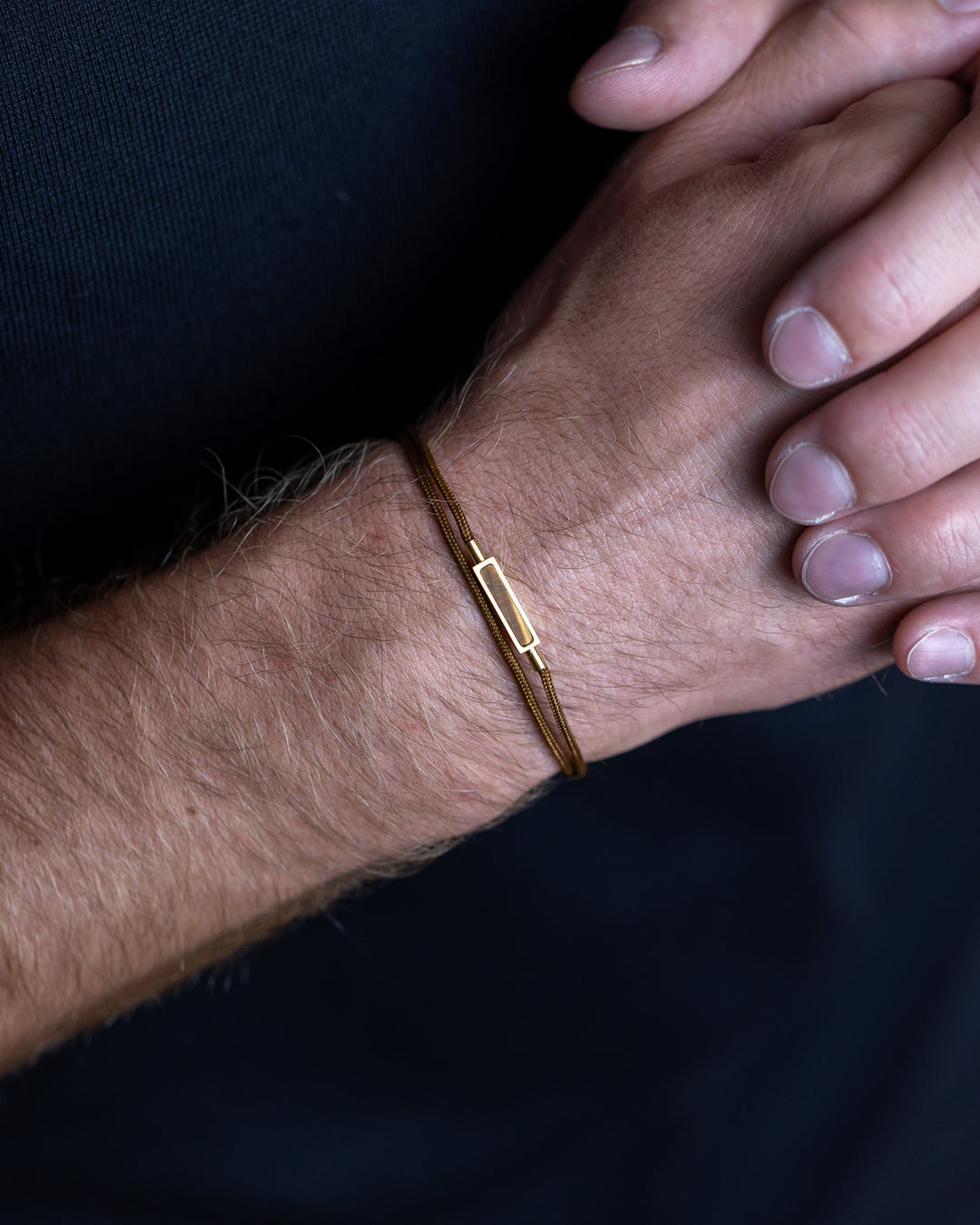 Brown nylon bracelet with a Tiger Eye stone element