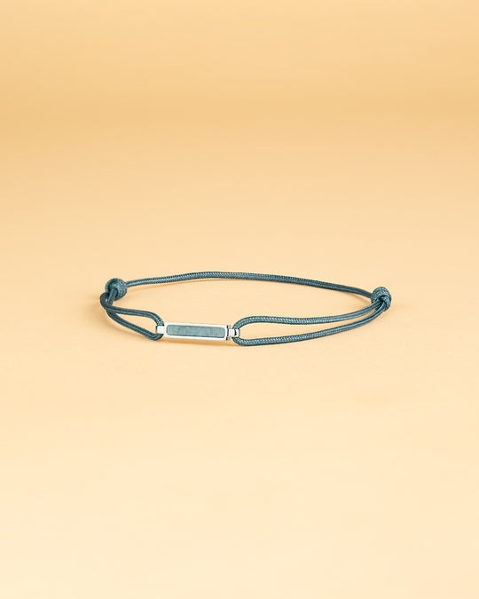 Grey nylon bracelet with a Larvikite stone element