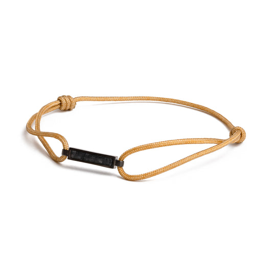 Beige nylon bracelet with a carbon fiber element