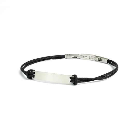 Black nylon bracelet with an engraving plate