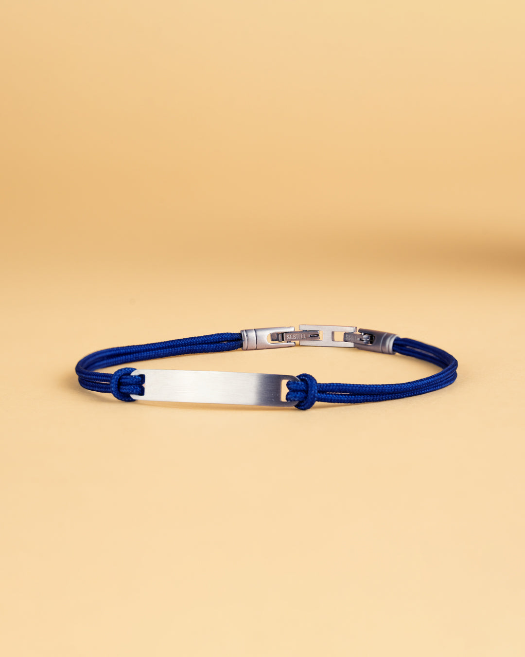 Blue nylon bracelet with an engraving plate – Gemini Official