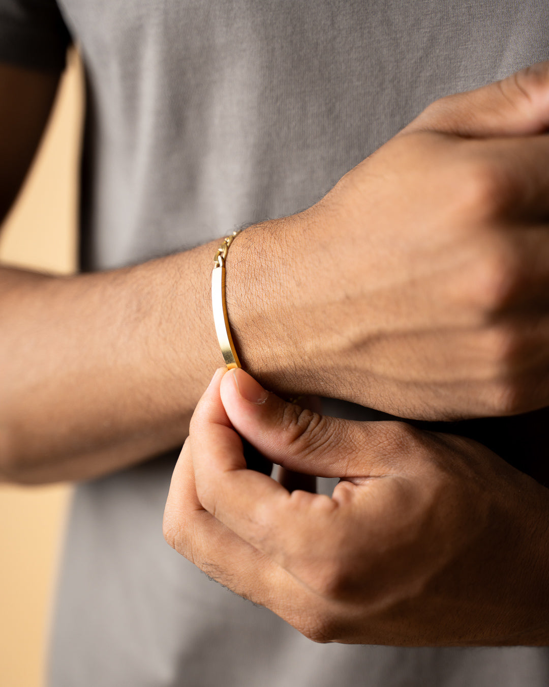 5mm figaro bracelet in stainless steel with gold-plated finish