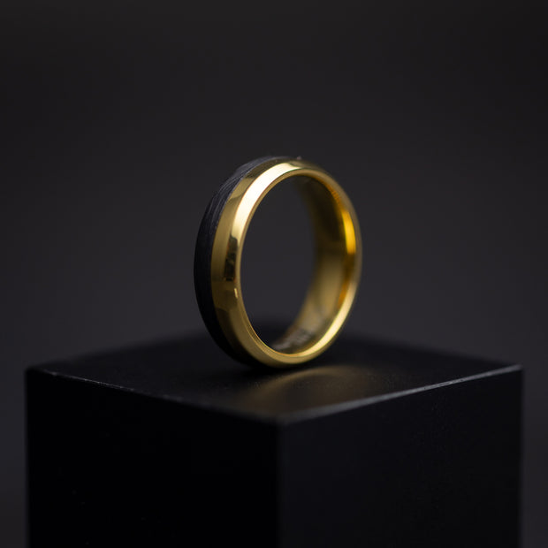 6mm Gold-plated titanium and Carbon ring