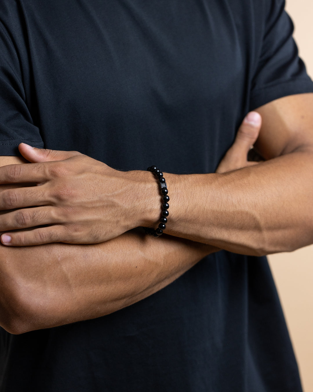 Bracelet with 8mm Onyx stone and black spacer