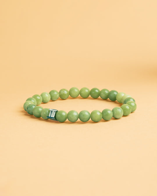 8mm bracelet with Jade stone