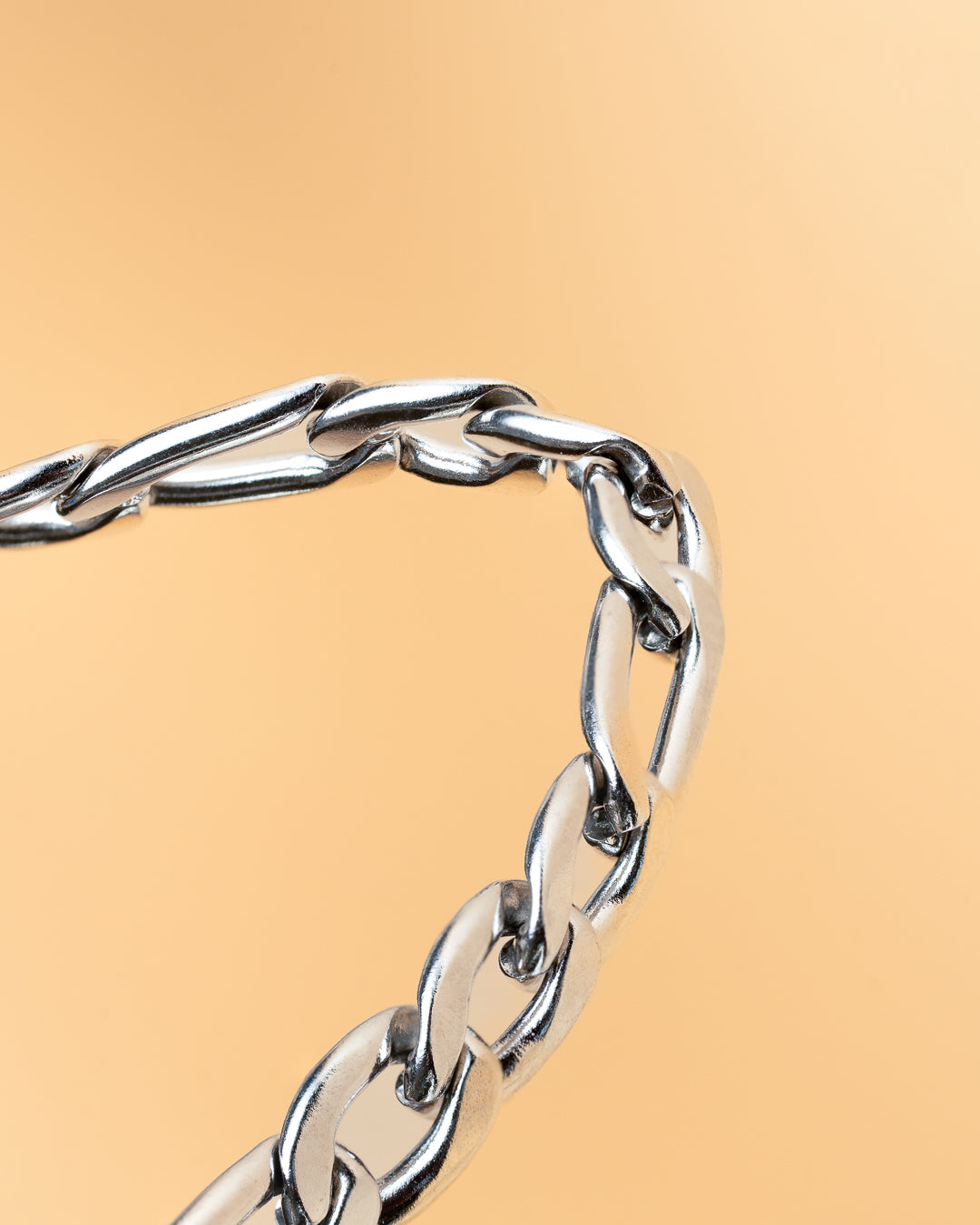 5mm Figaro armband met zilveren afwerking
