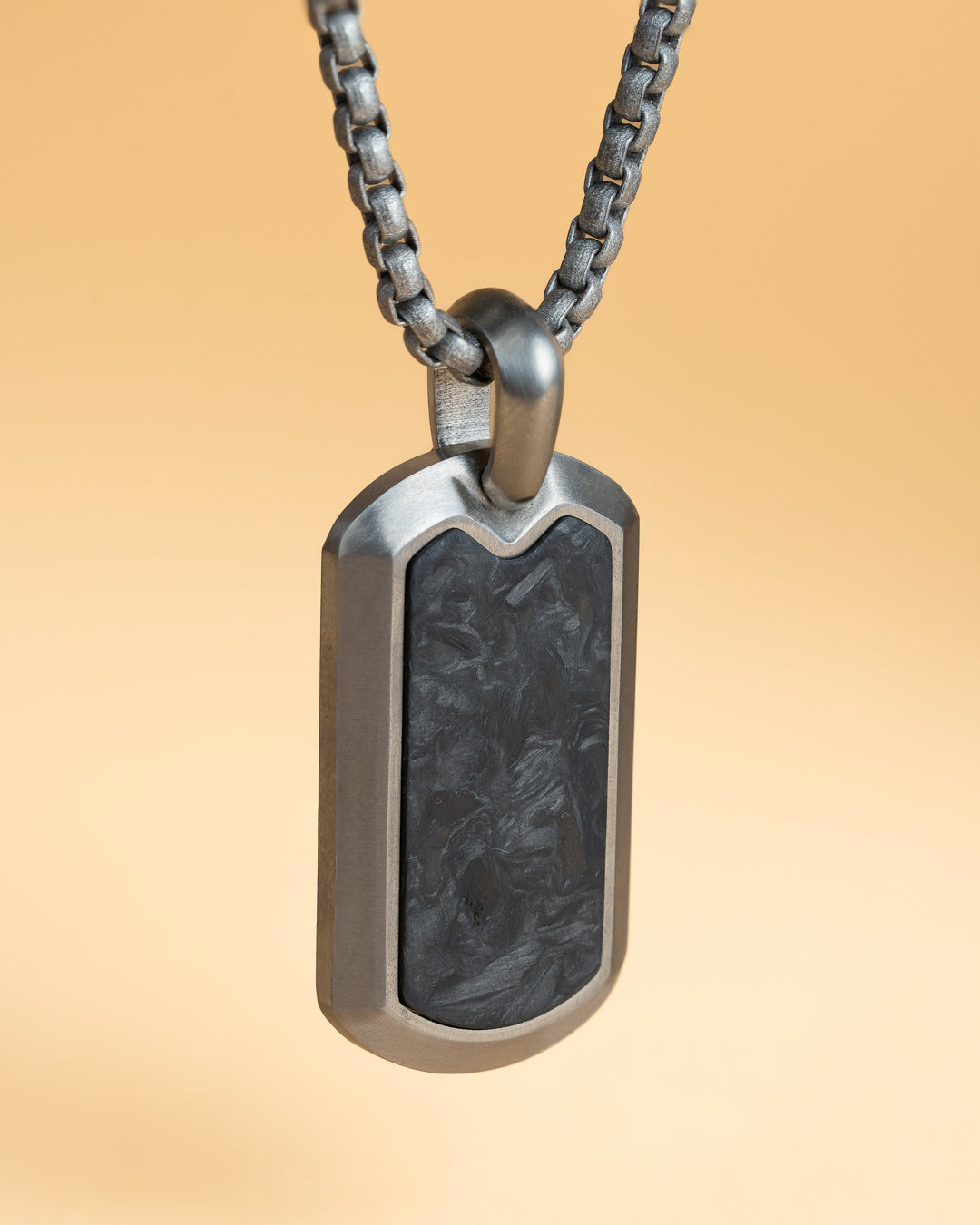 Full titanium necklace with Forged Carbon – Gemini Official