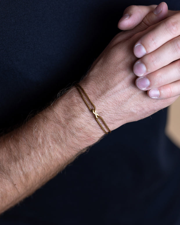 Bracelet en nylon marron de 1,5 mm avec un signe Infinity plaqué or