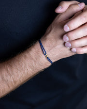 1,5 mm blauwe nylon armband met een verguld Infinity-teken