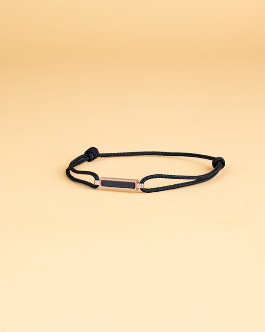 1.5mm Black nylon bracelet with a bronze-plated carbon element