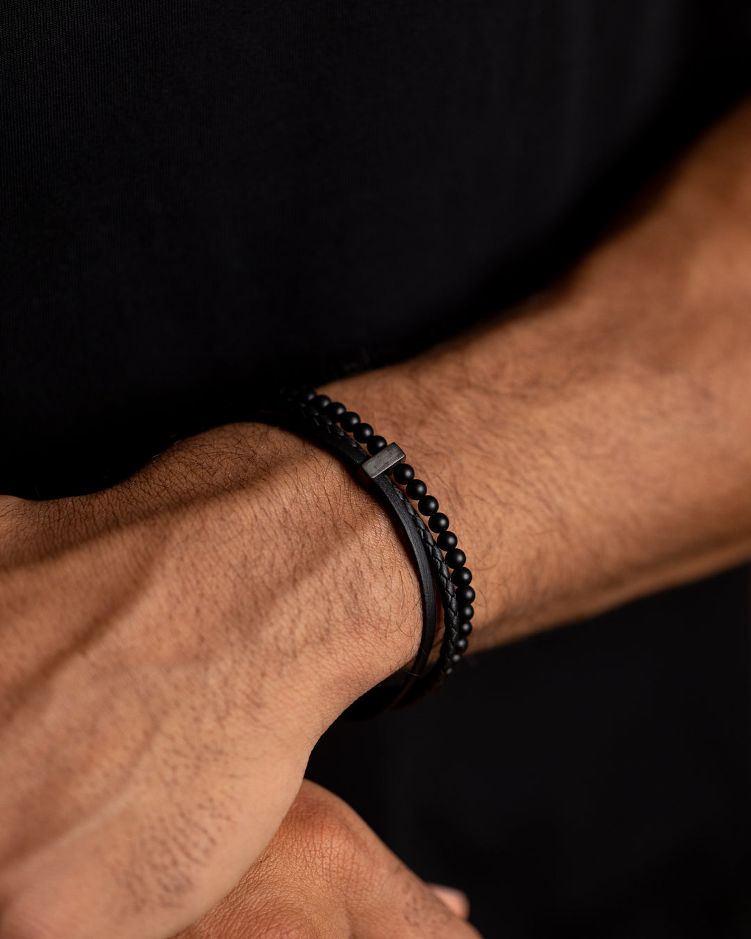 Neue dreifache Armband mit schwarzem italienischem Leder und Achatstein