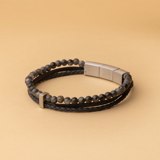 New triple bracelet with Italian leather and Norwegian grey stone