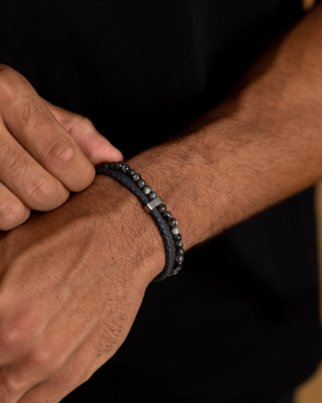 New triple bracelet with Italian leather and Norwegian grey stone