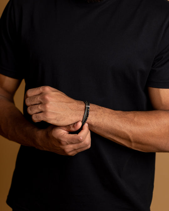 New triple bracelet with Italian leather and green tiger eye stone