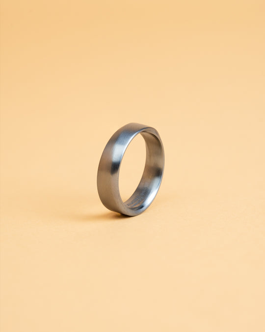 6mm Twisted full Titanium ring