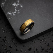 Bague en Titane de 8 mm avec finition noire et dorée