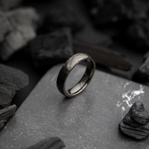5mm Titanium ring with faceted black finish