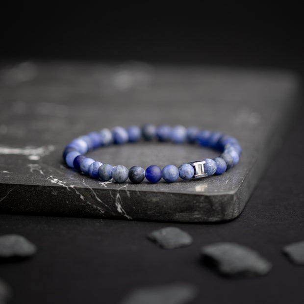 Armband mit 6 mm mattblauem Sodalith-Stein