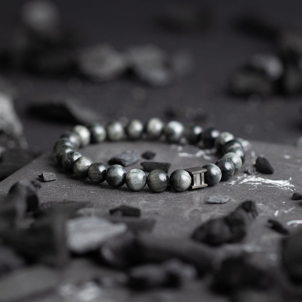8mm Bracelet with Hawk Eye stone and black spacer