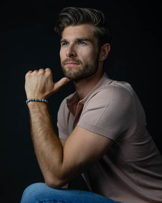 Armband mit 8 mm grauem Jaspis-Stein