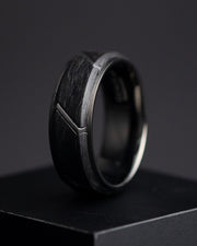 8 mm schwarzer Titanring mit geschmiedetem Carbon-Finish