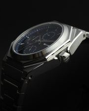 42 mm große Uhr aus Edelstahl mit silbernem Finish