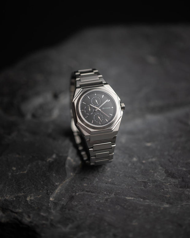 Montre entièrement en acier inoxydable de 42 mm avec finition argentée