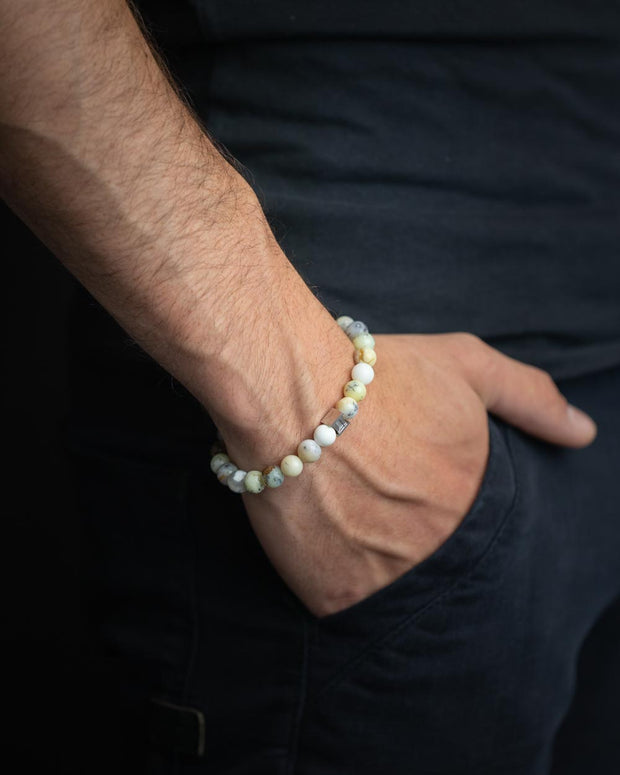 Bracelet with 8mm Opal stone