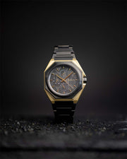 44 mm Limited Edition 2022 mit Karbonzifferblatt und goldenem Finish