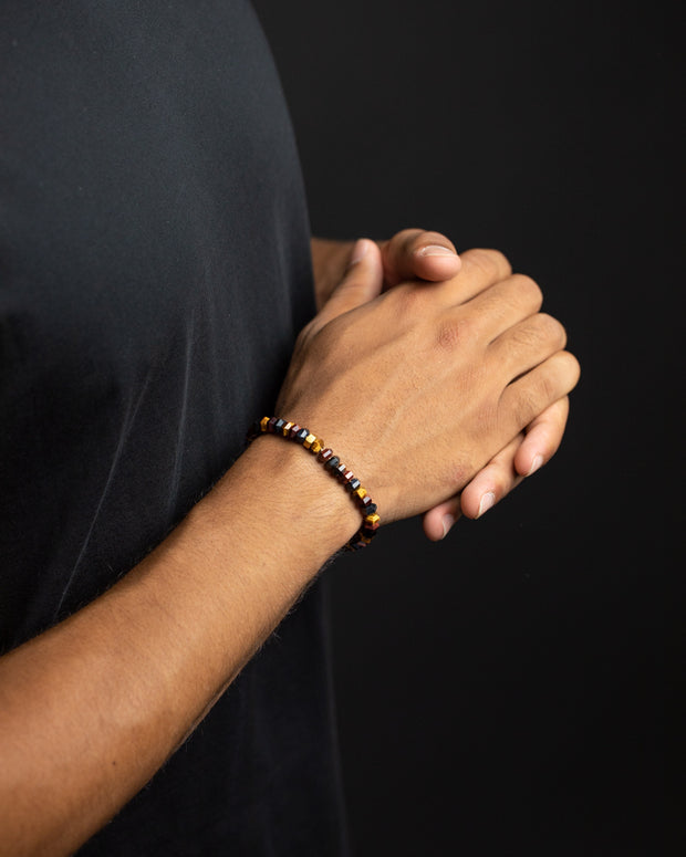 Exclusive bracelet with hand-cut Tiger Eye stone and 18k gold plating