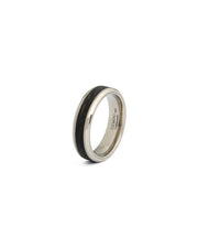 6mm Titanium ring met gesmeed carbon