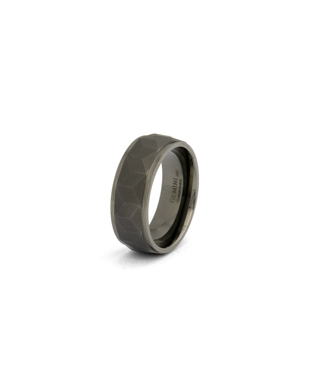 8mm Titanium ring met zwart op zwarte afwerking